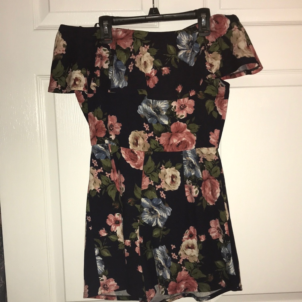 Sleeveless Floral Romper